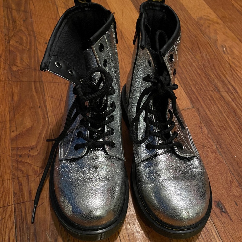 Dr. Marten silver girls 4 or women’s silver 5.5